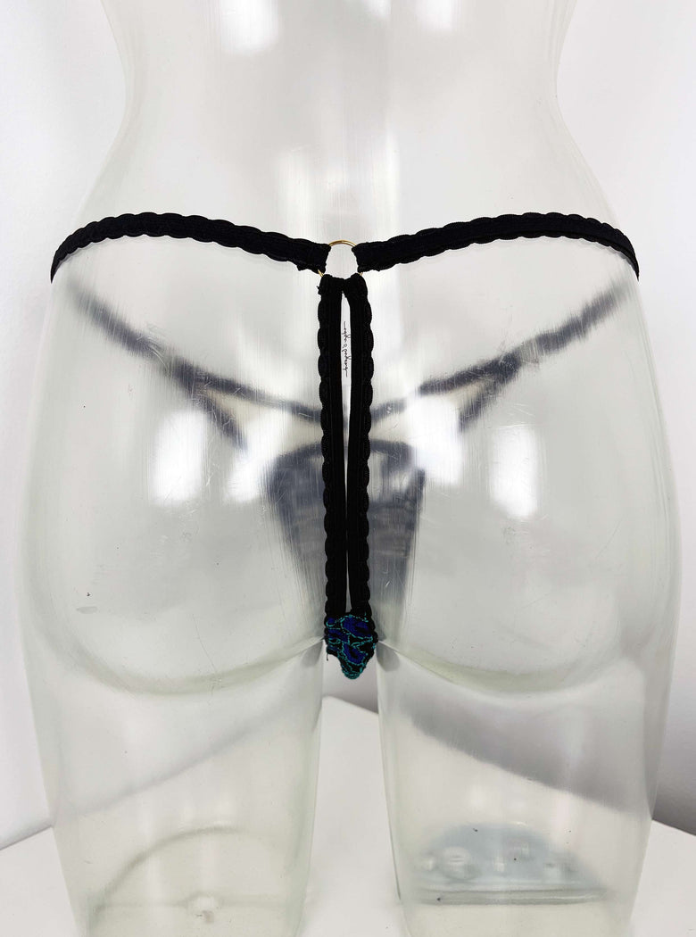 Beyond Sustainable G-String SSS1295