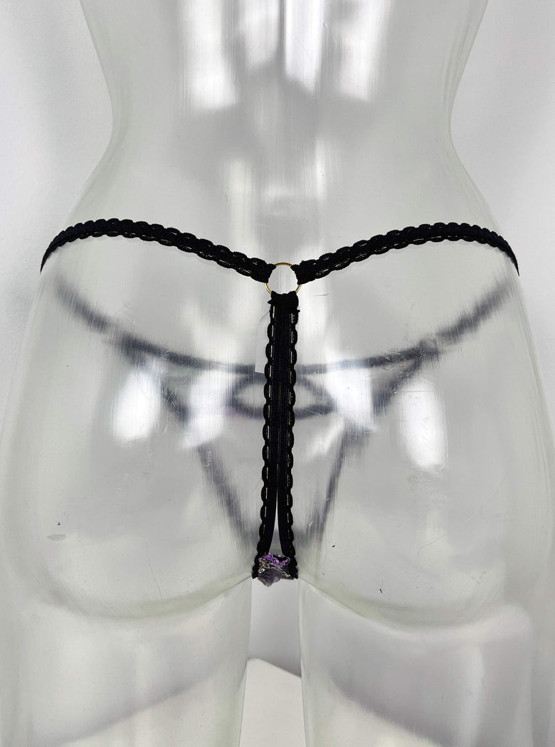 Beyond Sustainable G-String SSS1276