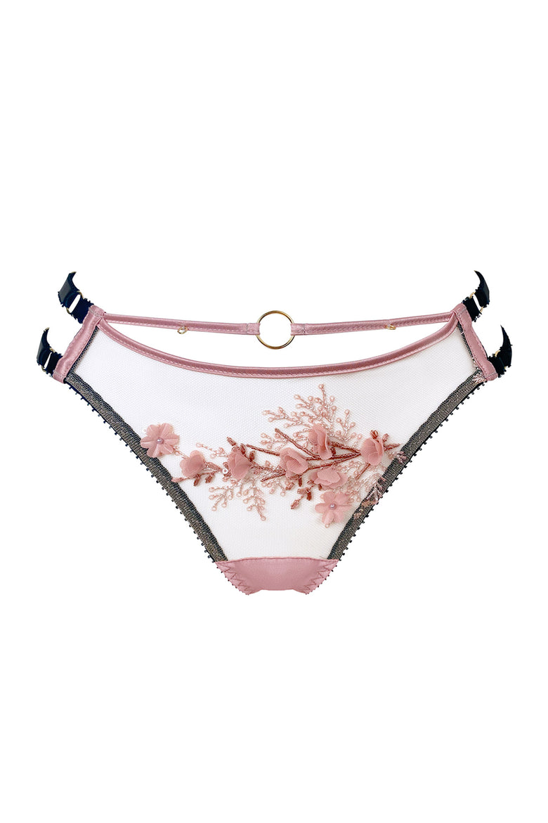 Junii Brief