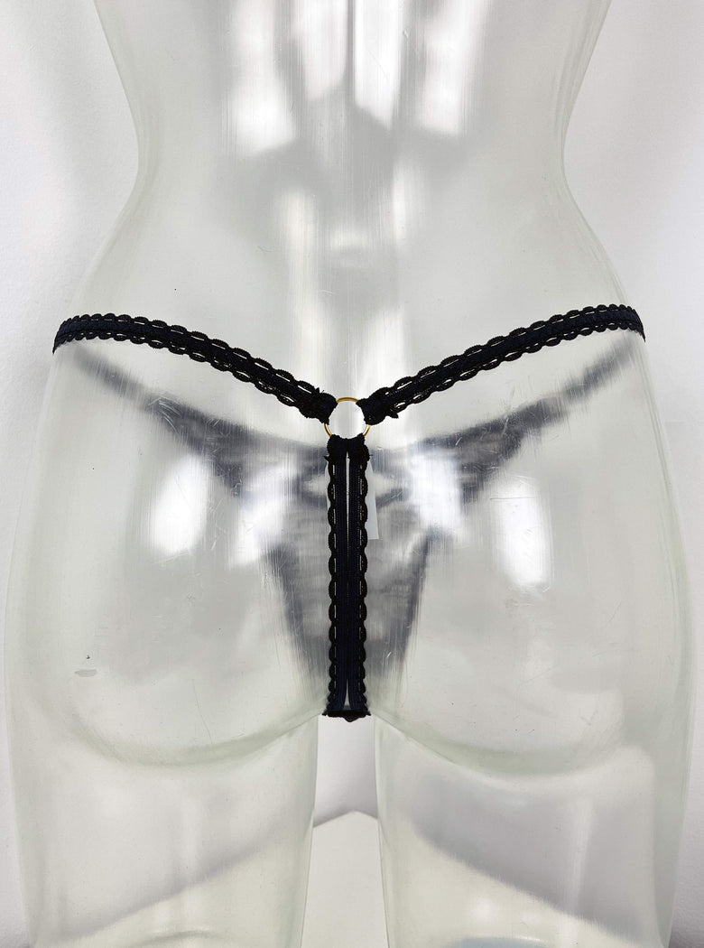 Beyond Sustainable G-String SSS1277