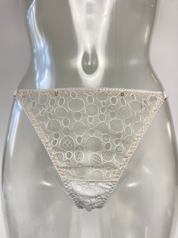 BEYOND SUSTAINABLE IVORY G-STRING SS6164