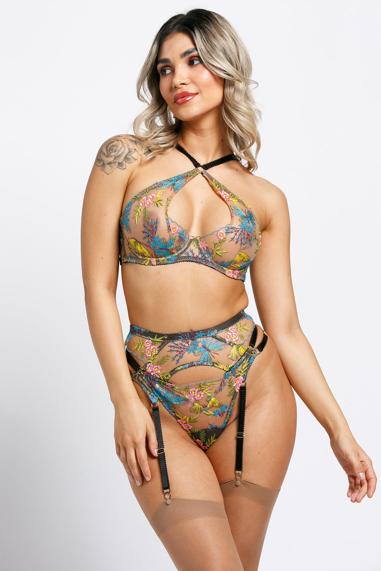 Zuzia Cut Out Suspender